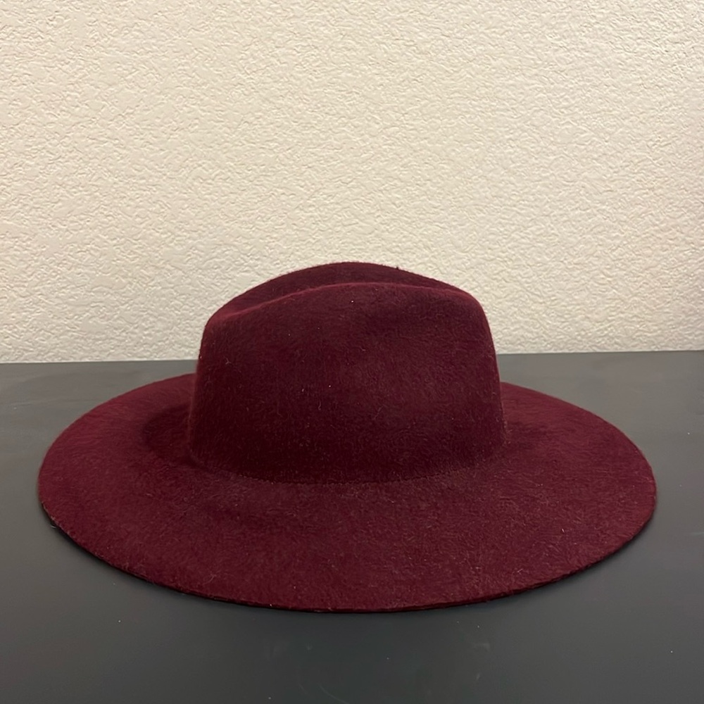 100% WOOL HAT
